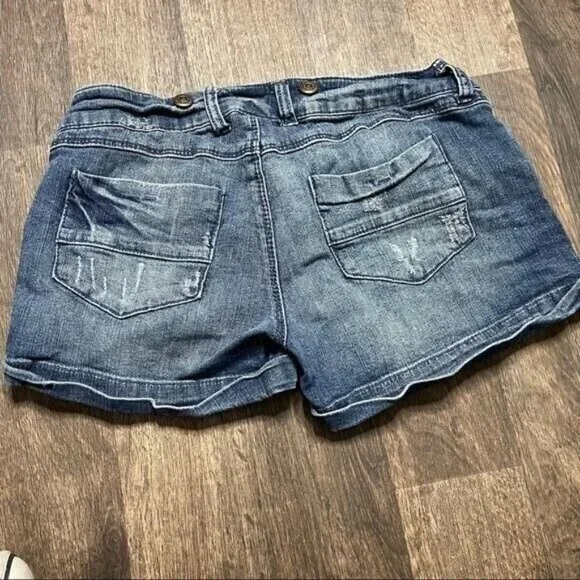 Blue Asphalt Blue Distressed Shorts Size 3 - Picture 6 of 6